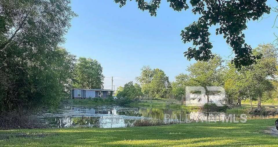 Foley, AL 36535,20840 County Road 12 #A