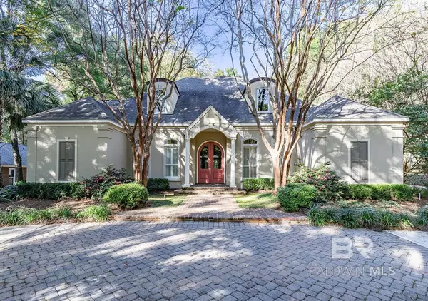 5 St Charles Place, Daphne, AL 36526