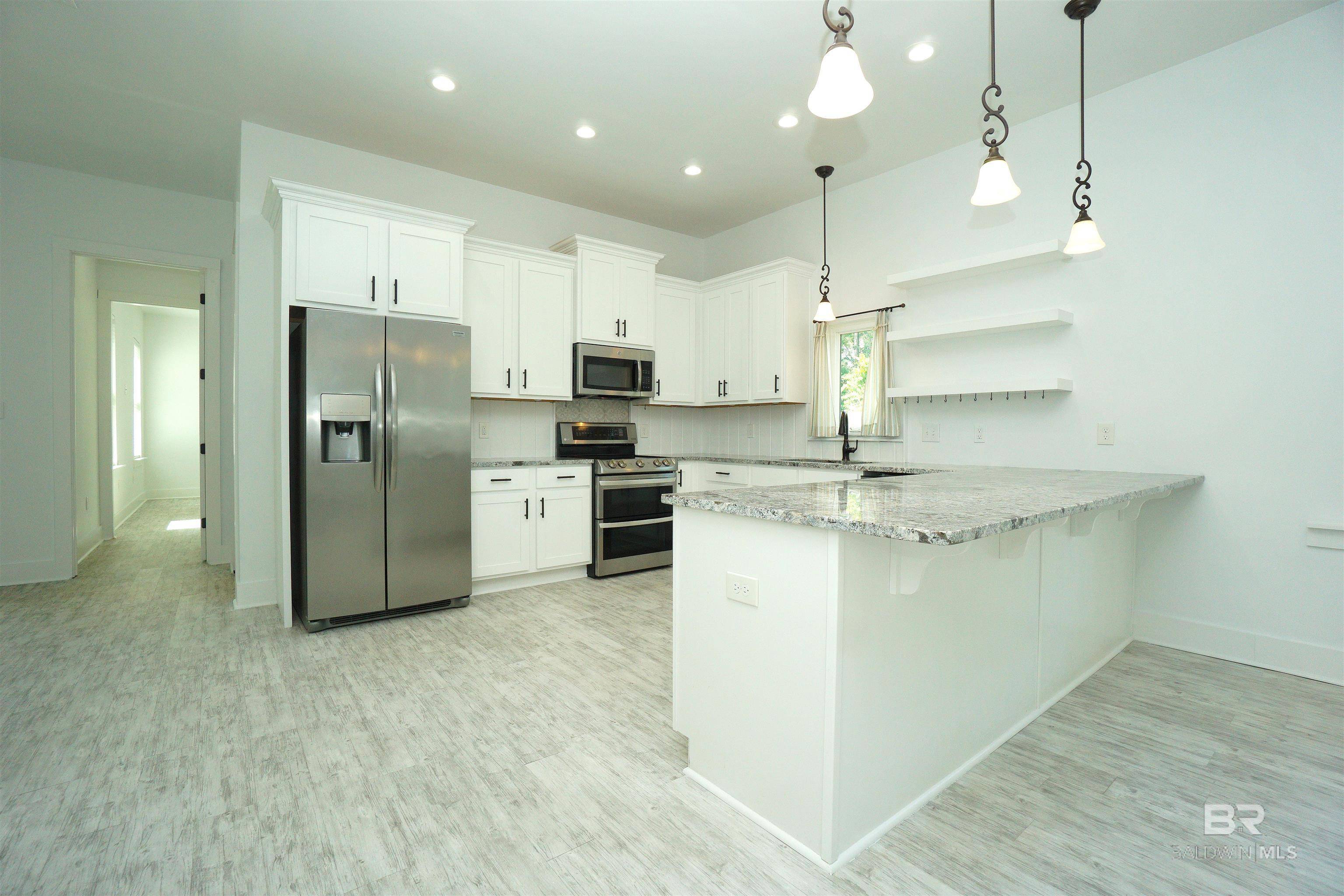 Gulf Shores, AL 36542,912 E 24th Avenue