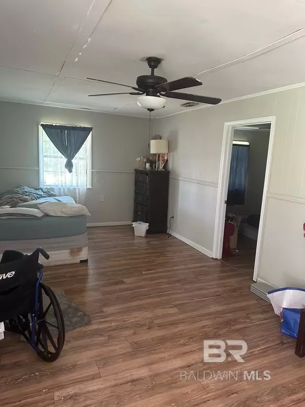 Summerdale, AL 36580,512 4th Street