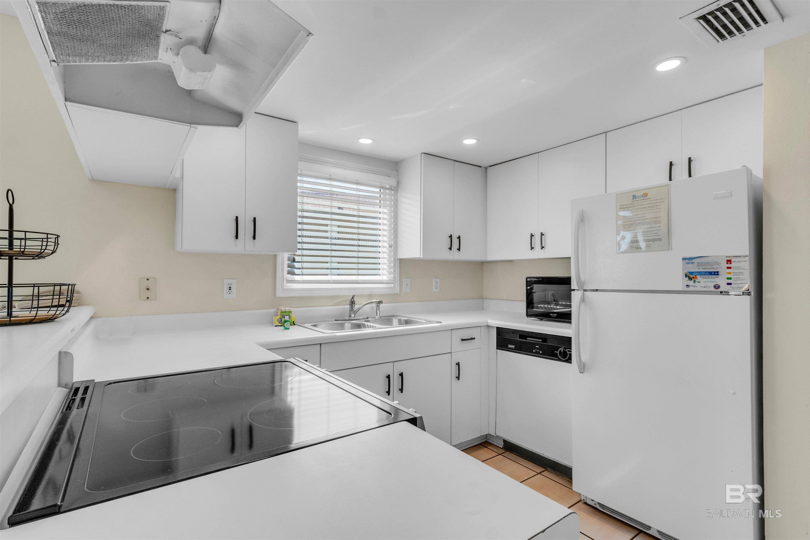 Gulf Shores, AL 36542,517 E Beach Boulevard #5D