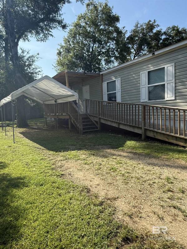 9448 Pinewood Avenue, Elberta, AL 36530
