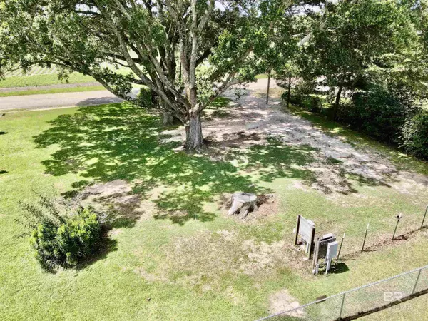 Summerdale, AL 36580,18167 Couch Plant Road