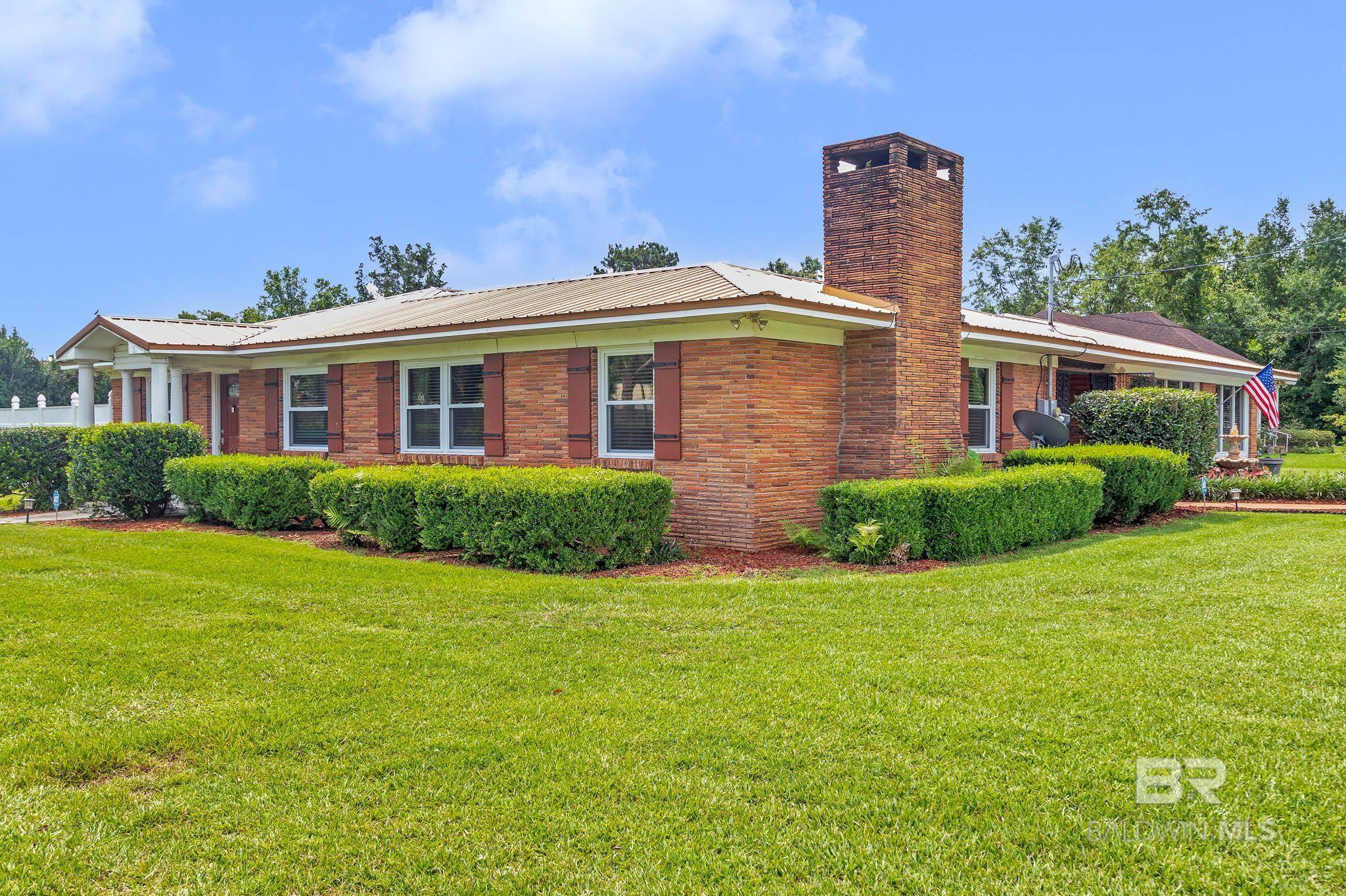 Foley, AL 36535,321 W Fern Avenue