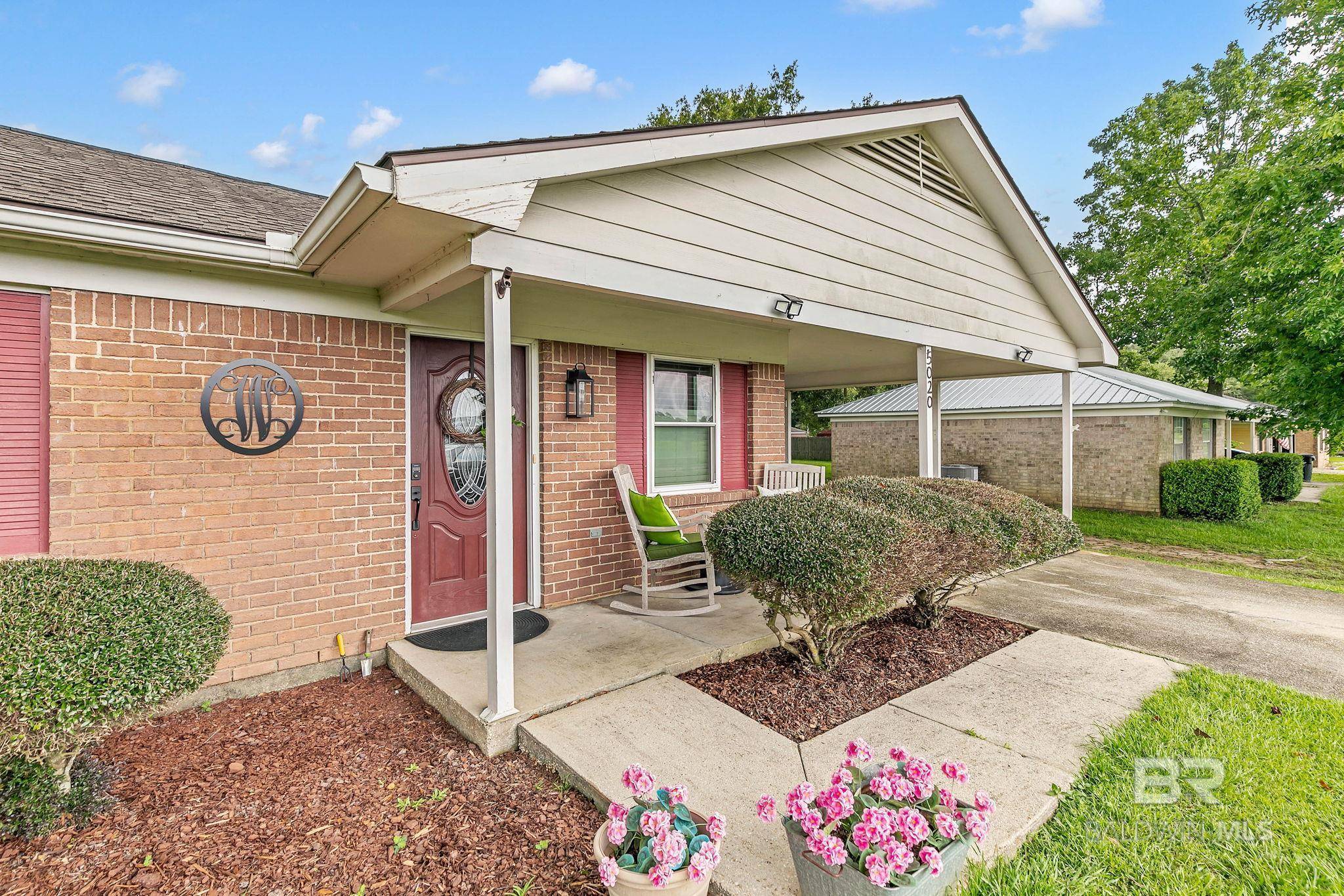 Loxley, AL 36551,5020 N Holley Street