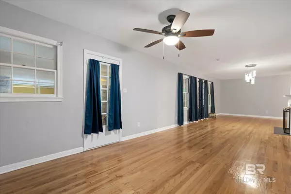 Mobile, AL 36609,409 E Byron Avenue