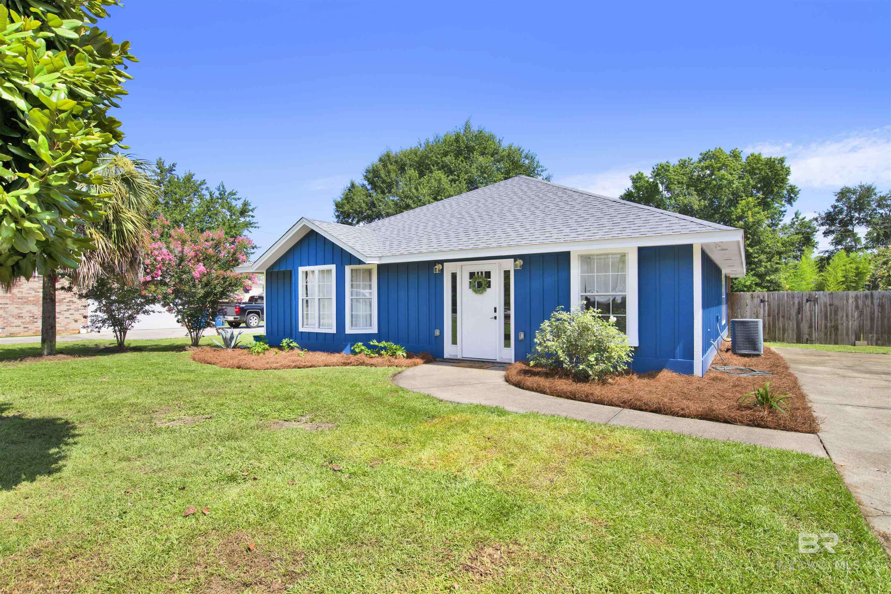 232 W 22nd Avenue, Gulf Shores, AL 36542