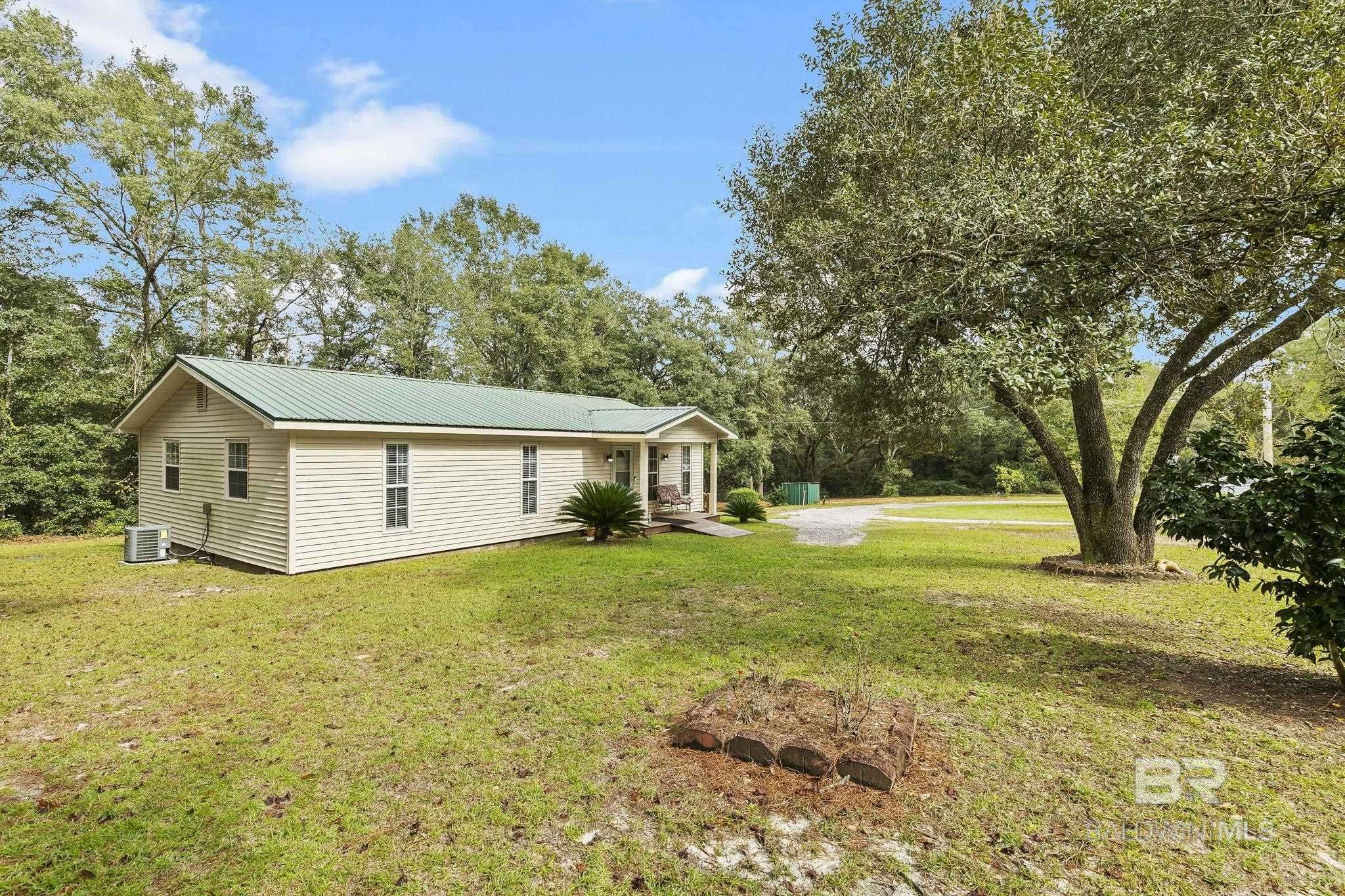 Robertsdale, AL 36567,25499 Waterworld Road