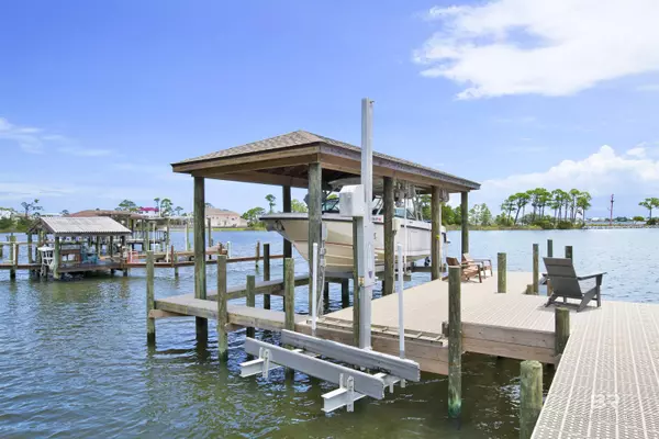 Pensacola, FL 32507,5670 Innerarity Circle