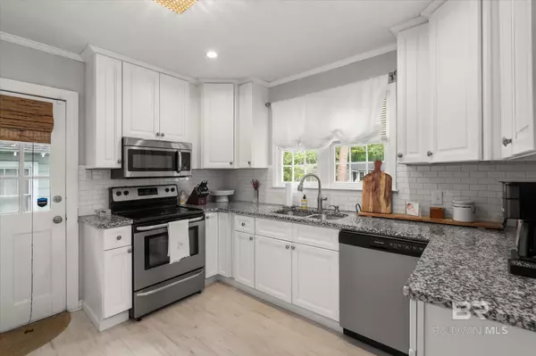 Mobile, AL 36606,165 Crenshaw Street