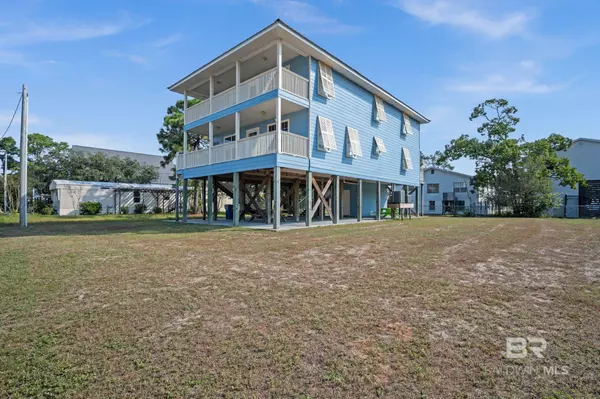 Orange Beach, AL 36561,5584 Pensacola Avenue