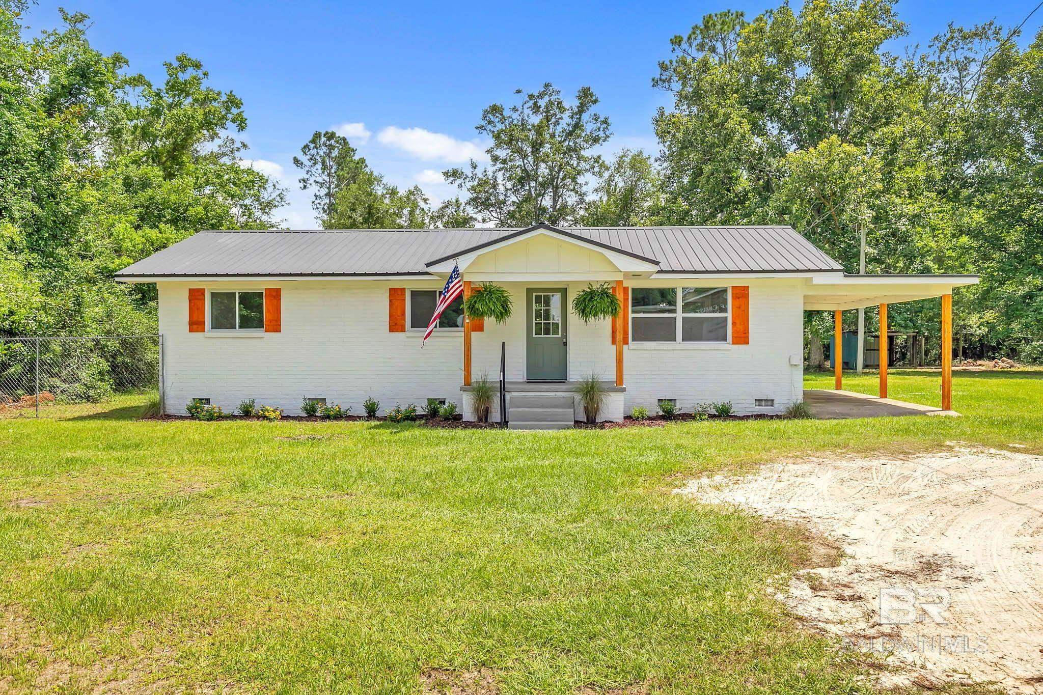 5471 Highway 164, Walnut Hill, FL 32568