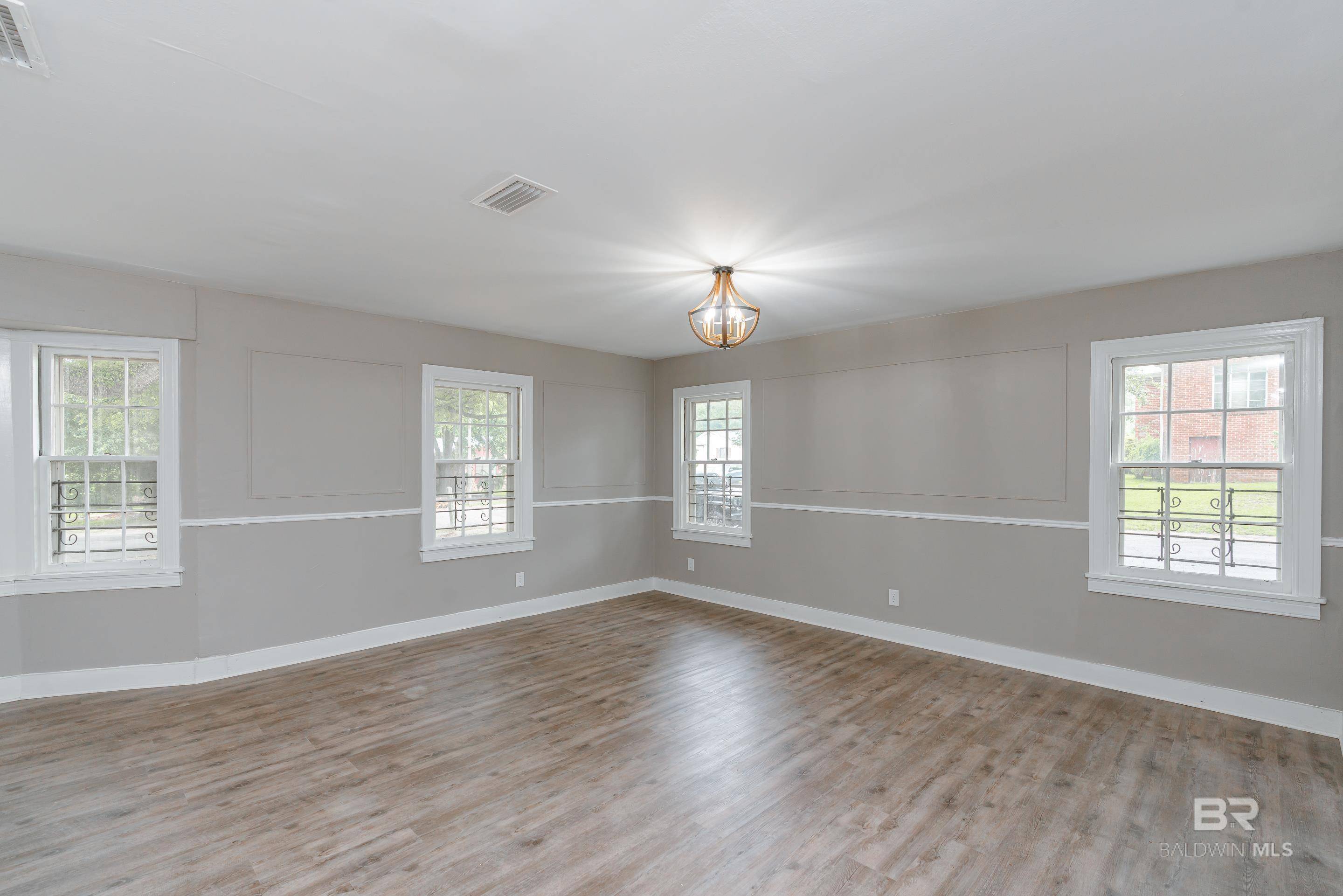 Mobile, AL 36607,303 Siena Vista