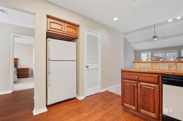 Gulf Shores, AL 36542,1701 Regency Road #105
