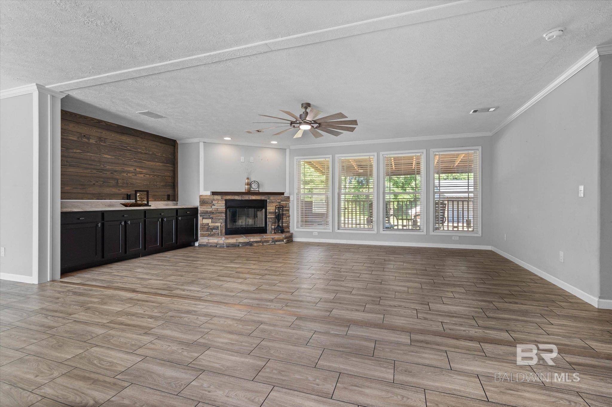 Grand Bay, AL 36541,10010 Hall Road