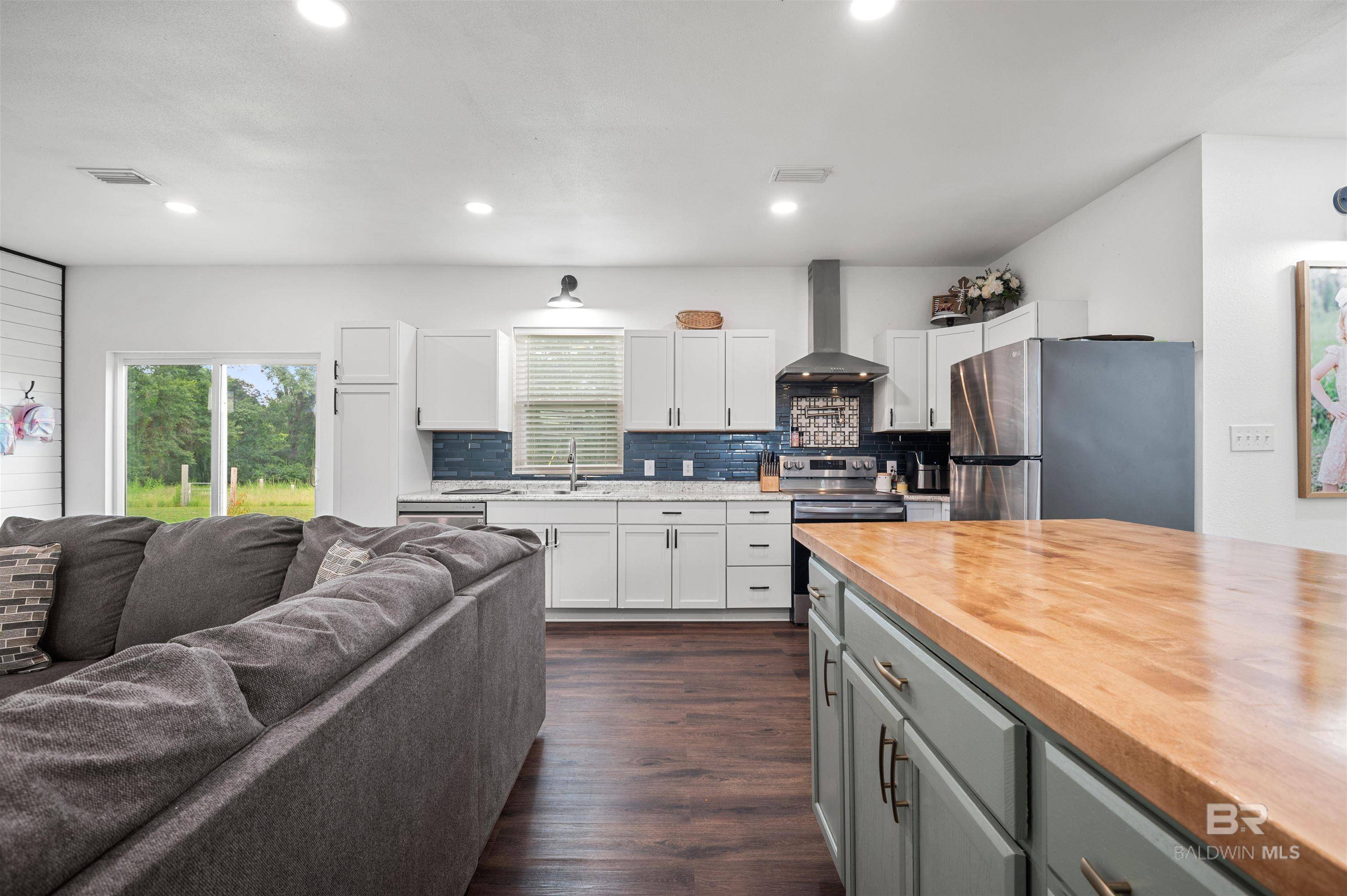 Brewton, AL 36426,560 Whispering Pines Road