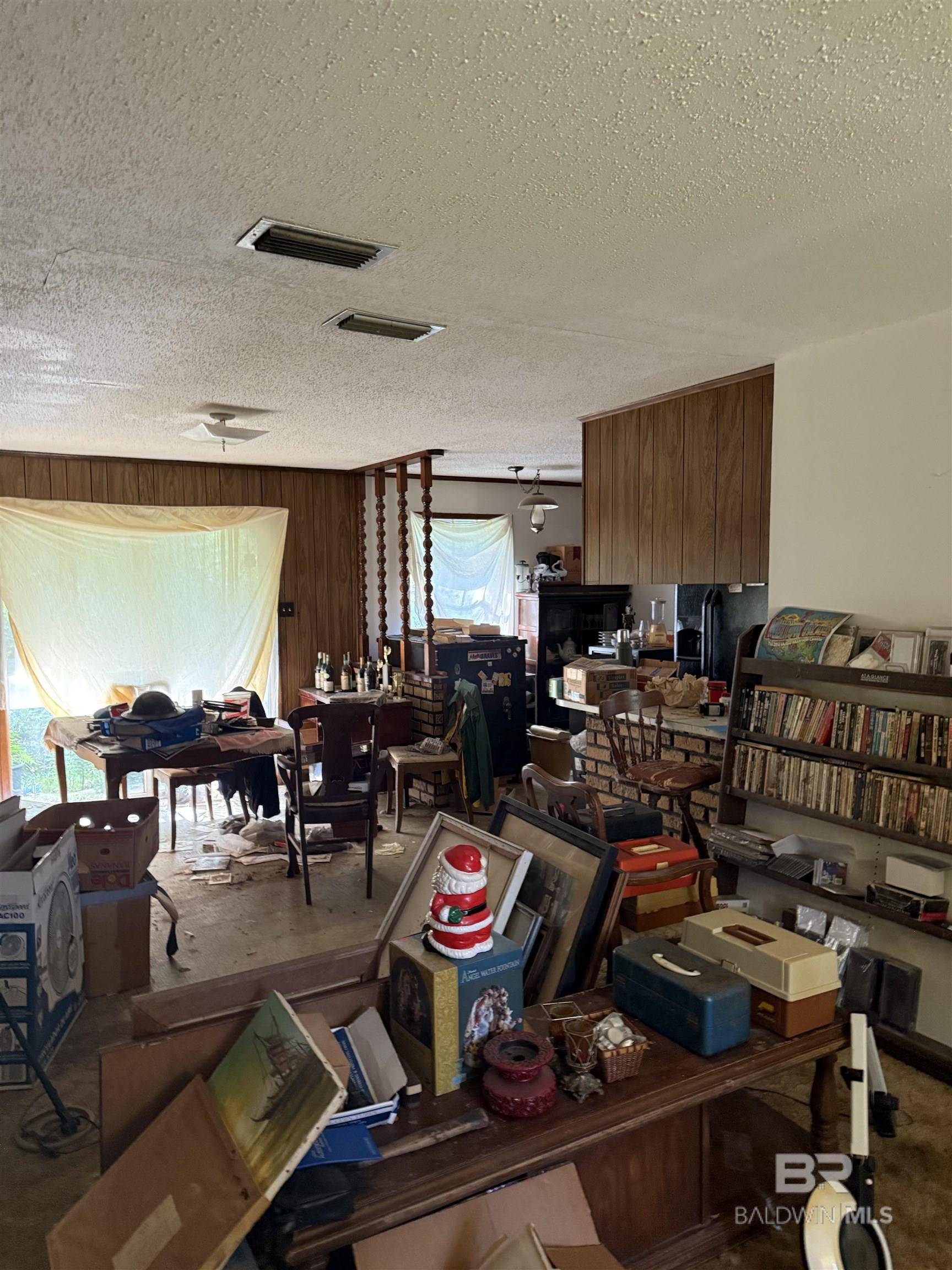 Semmes, AL 36575,3174 Roberts Lane