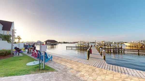 Orange Beach, AL 36561-8216,3564 Bayou Road #402