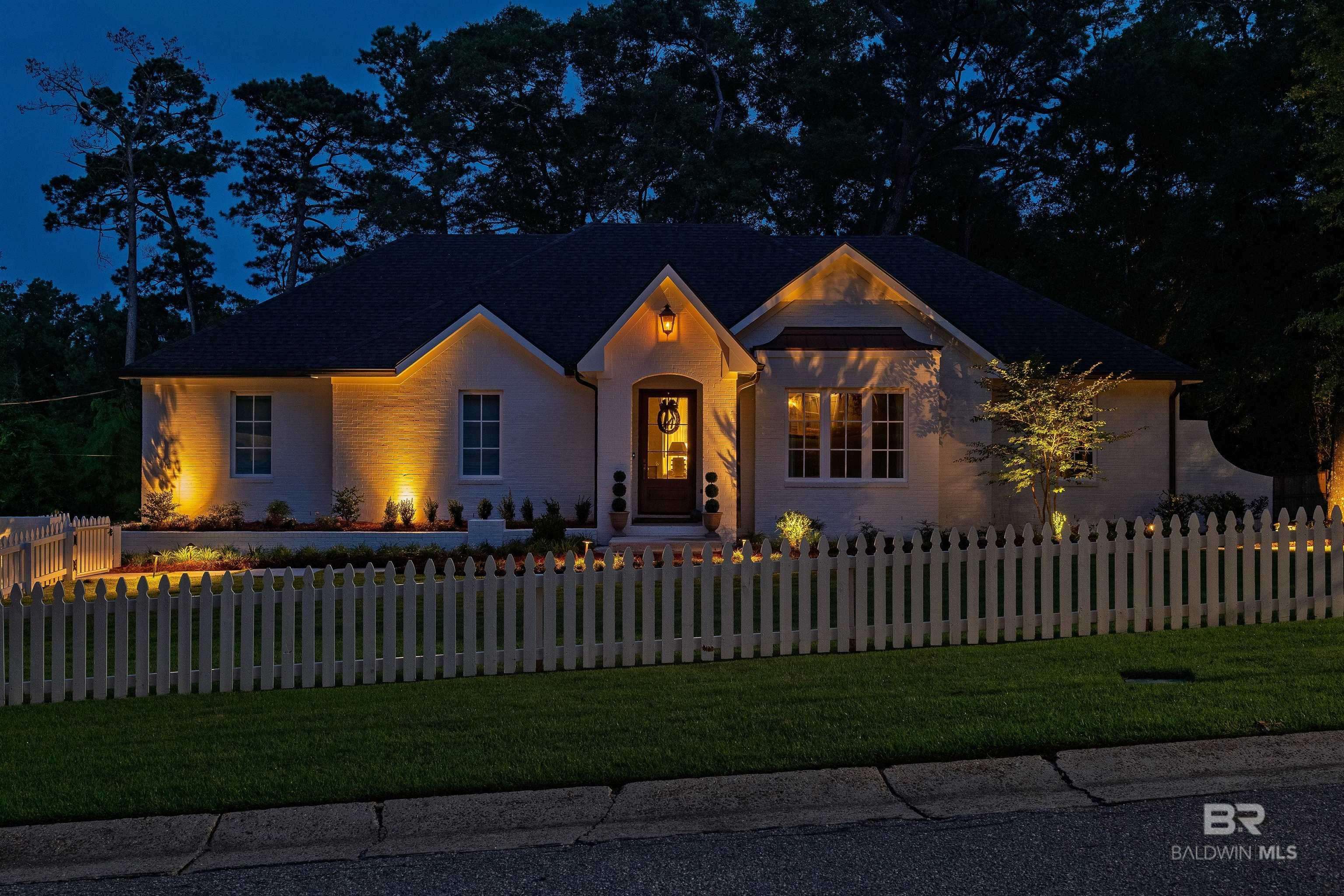 7216 Charbon Drive, Fairhope, AL 36532