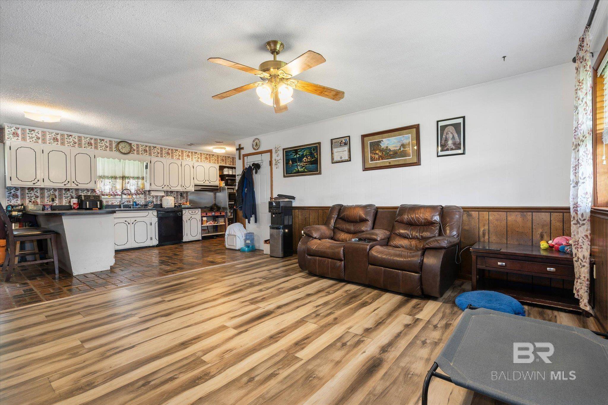 Chunchula, AL 36521,11601 Lott Road