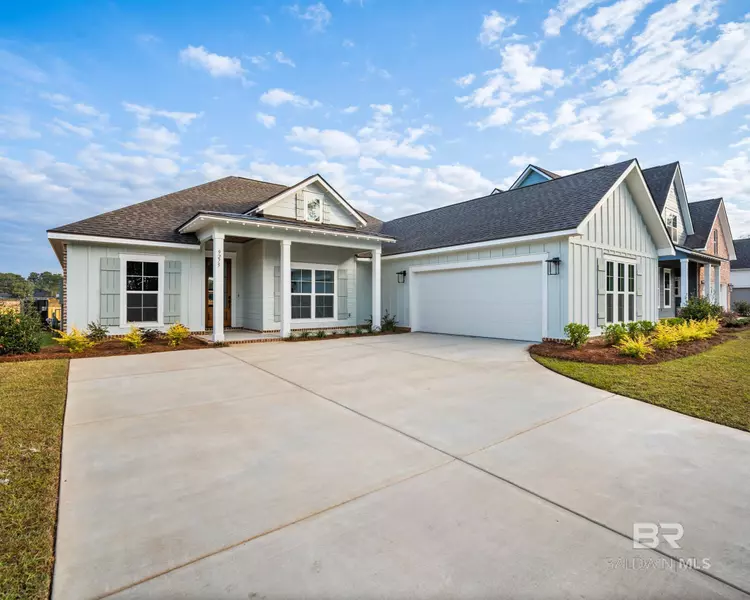 9275 Parker Lane, Daphne, AL 36526