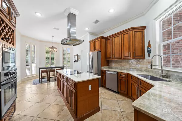 Gulf Shores, AL 36542,4864 Mill House Road