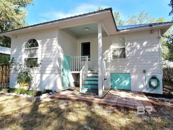 Orange Beach, AL 36561,5255 Pine Road