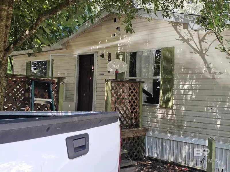 203 Cardinal Drive, Robertsdale, AL 36567