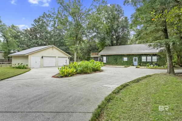 13930 County Road 48, Silverhill, AL 36576