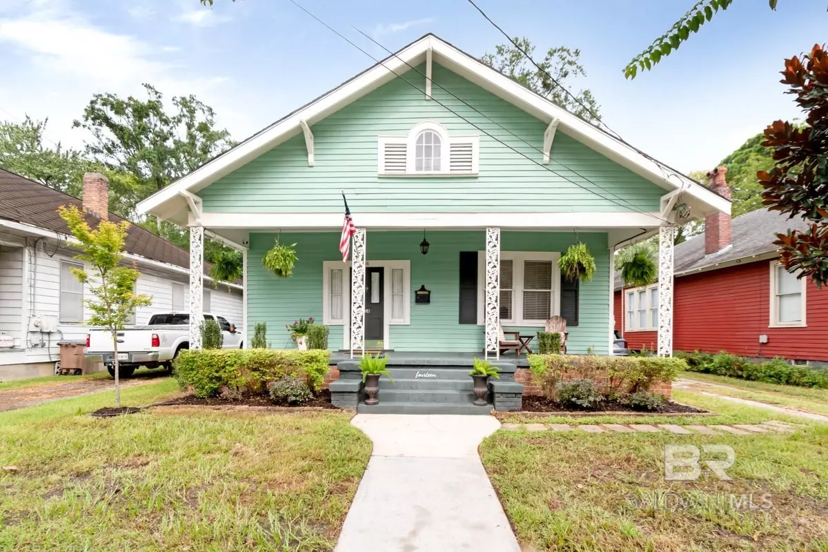Mobile, AL 36607,14 Kenneth Street