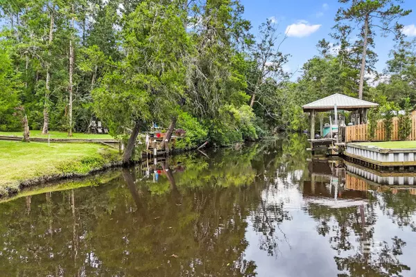 Elberta, AL 36530,9441 Woodland Drive