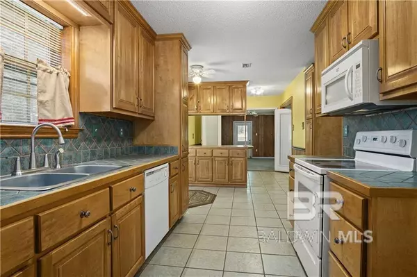 Semmes, AL 36575-7104,9540 Scenic Hills Drive