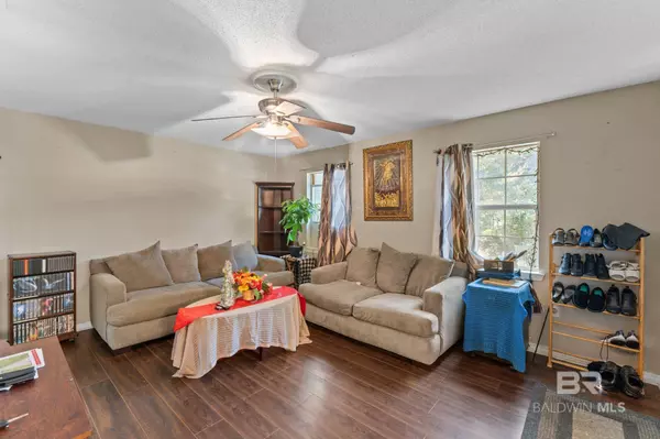Irvington, AL 36544,7042 Forest Glenn Court