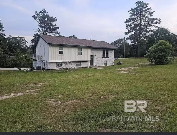 Bay Minette, AL 36507,40600 Lake Drive