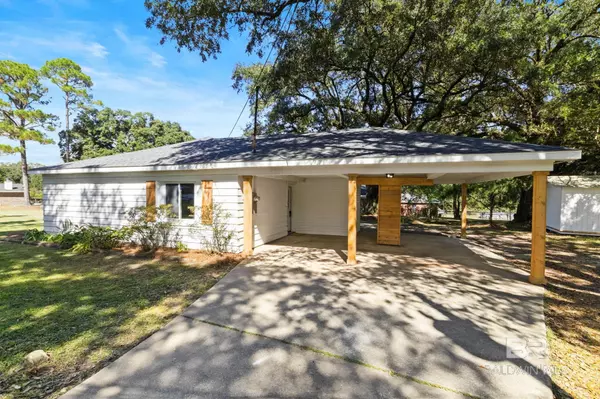 Saraland, AL 36571,618 Pine Street
