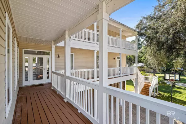 Gulf Shores, AL 36542,18725 Pine Acres Road