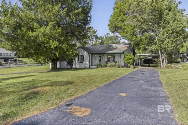 Chickasaw, AL 36611,214 Sutherland Drive