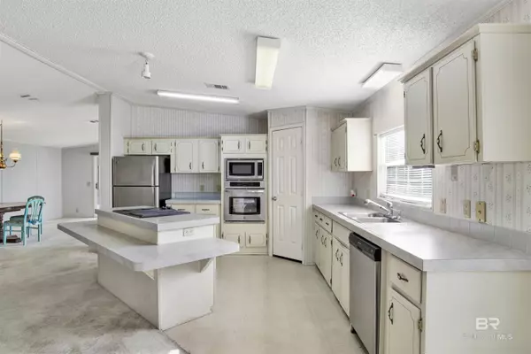 Lillian, AL 36549,1216 Ridgewood Drive
