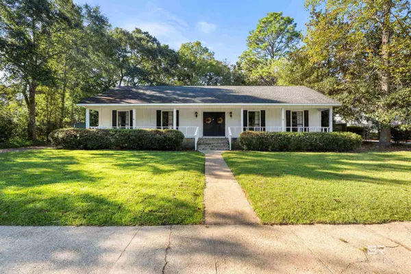 6205 S Burntwood Drive, Mobile, AL 36609