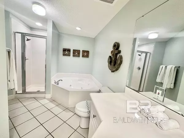 Orange Beach, AL 36561,27580 Canal Road #5Cr29