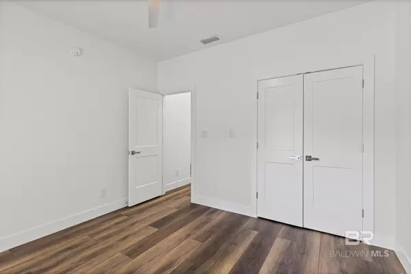 Mobile, AL 36693,4052 W Hillcrest Lane