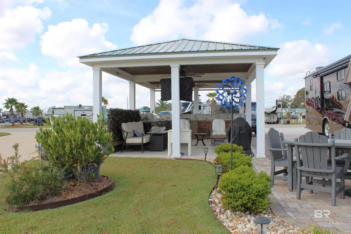 Elberta, AL 36530-0000,28238 Migratory Way