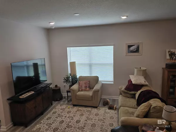 Foley, AL 36535,21937 Aleutian Avenue