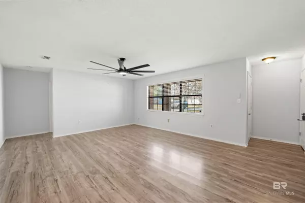 Foley, AL 36535,503 W Ariel Avenue