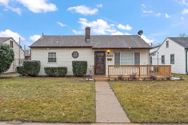 1640 173rd Place,  Hammond,  IN 46324