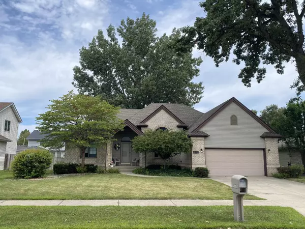 1526 Mockingbird Drive,  Schererville,  IN 46307