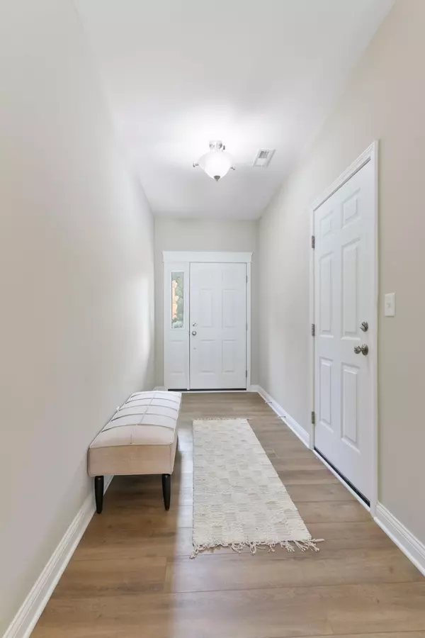 Hobart, IN 46342,915 Paula Court