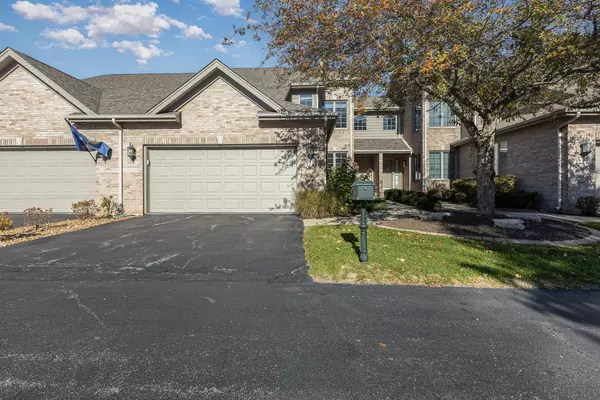 1715 Apple Blossom Drive, Munster, IN 46321