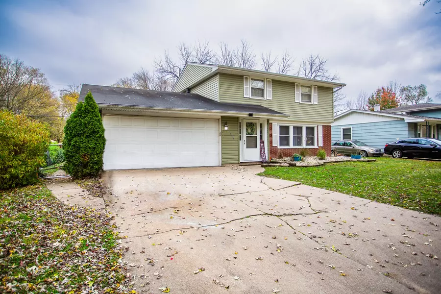 6909 Van Buren Street, Merrillville, IN 46410