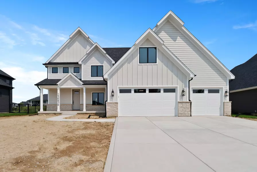 13256 Waterleaf Drive, St. John, IN 46373